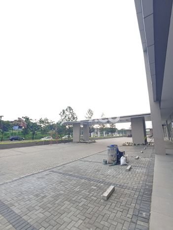 Ruko For Rent di BSD City, Luas 360m², Area Strategis, Ready Usaha Ruko For Rent di BSD City, Luas 360m², Area Strategis, Ready Usaha