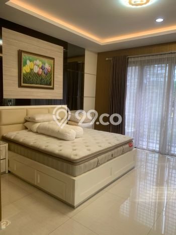 Sewa Rumah Harga Terjangkau di BSD De Park Tangerang dengan 4 Kamar Tidur Sewa Rumah Harga Terjangkau di BSD De Park Tangerang dengan 4 Kamar Tidur