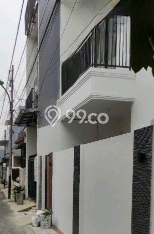 Jual Rumah Eksklusif 3 KT di Kramat, Jakarta Pusat Jual Rumah Eksklusif 3 KT di Kramat, Jakarta Pusat