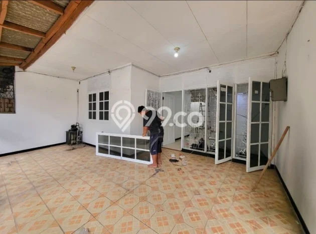 Disewakan! Rumah 2 Kamar Tidur &
2 Kamar Mandi di Sunter, Jakarta Utara Disewakan! Rumah 2 Kamar Tidur &
2 Kamar Mandi di Sunter, Jakarta Utara