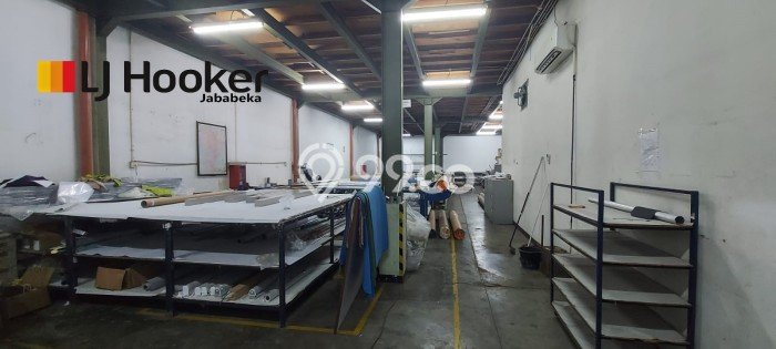 Gudang Bagus Dijual LB 1495m2 Lokasi Strategis Bekasi Area Cocok untuk Berbisnis Gudang Bagus Dijual LB 1495m2 Lokasi Strategis Bekasi Area Cocok untuk Berbisnis