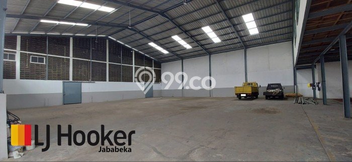 Gudang Bagus Dijual LB 1200m2 Lokasi Strategis Bekasi Area Cocok untuk Berbisnis Gudang Bagus Dijual LB 1200m2 Lokasi Strategis Bekasi Area Cocok untuk Berbisnis