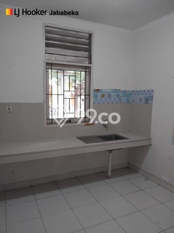 Dijual Rumah 5 Kamar Lokasi Strategis Bagus dan Strategis di Lippo Cikarang Dijual Rumah 5 Kamar Lokasi Strategis Bagus dan Strategis di Lippo Cikarang