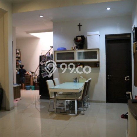 Jual Rumah Bagus Siap Huni LB 108m2 di Batununggal, Bandung Jual Rumah Bagus Siap Huni LB 108m2 di Batununggal, Bandung
