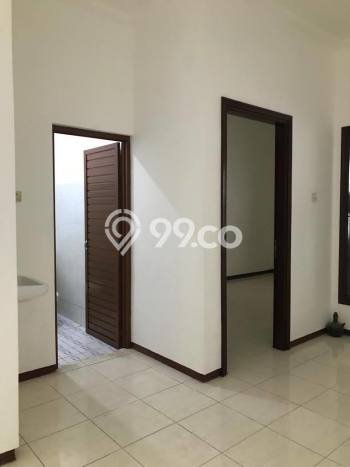 Jual Rumah Strategis Bagus Punya 2 KT di Rungkut Surabaya SHM Jual Rumah Strategis Bagus Punya 2 KT di Rungkut Surabaya SHM