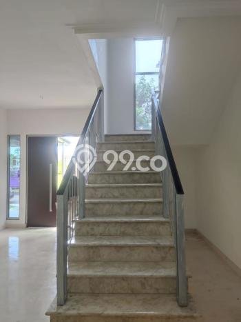 Jual Rumah Luas Megah Dengan View Cantik di Pantai Indah Kapuk, Jakarta Utara Jual Rumah Luas Megah Dengan View Cantik di Pantai Indah Kapuk, Jakarta Utara