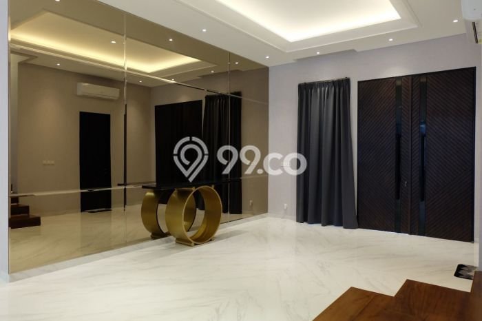 Rumah Berkualitas Pantai Indah Kapuk, Jakarta Utara, LT 352m² LB 940m² Rumah Berkualitas Pantai Indah Kapuk, Jakarta Utara, LT 352m² LB 940m²