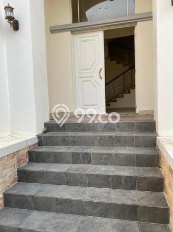 HARGA SPECIAL! Rumah Strategis di Pantai Indah Kapuk, LT 144m² LB 227m² HARGA SPECIAL! Rumah Strategis di Pantai Indah Kapuk, LT 144m² LB 227m²