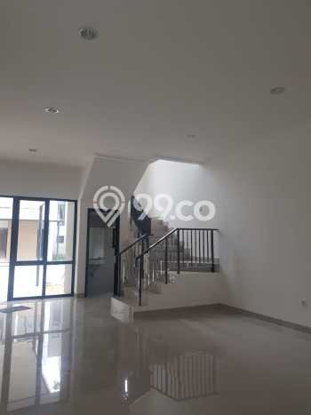 Rumah LT 120m² Dekat dengan Fasilitas Umum, Jakarta Utara - Lokasi Premium Rumah LT 120m² Dekat dengan Fasilitas Umum, Jakarta Utara - Lokasi Premium