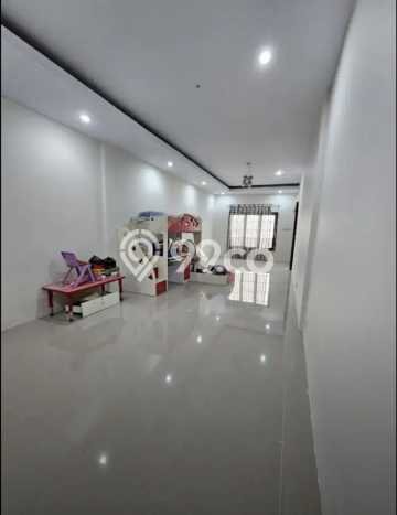 Jual Rumah Mewah Elegan Dengan View Eksklusif di Pantai Indah Kapuk, Jakarta Utara Jual Rumah Mewah Elegan Dengan View Eksklusif di Pantai Indah Kapuk, Jakarta Utara