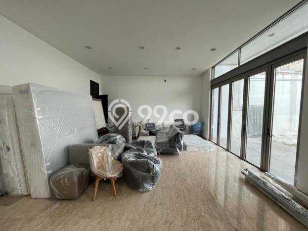 Rumah Luxury Modern Tanpa Renovasi di Pantai Indah Kapuk Jakarta Utara Rumah Luxury Modern Tanpa Renovasi di Pantai Indah Kapuk Jakarta Utara