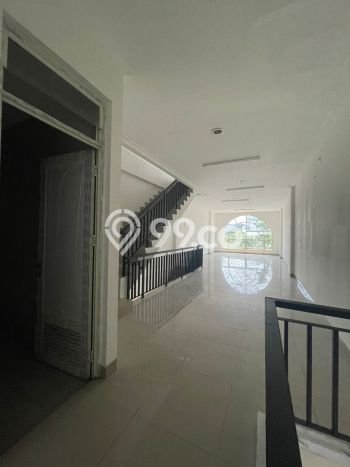 Ruko Dijual di Jakarta Utara LT 67m2 & LB 270m2 Lokasi Terbaik! Ruko Dijual di Jakarta Utara LT 67m2 & LB 270m2 Lokasi Terbaik!
