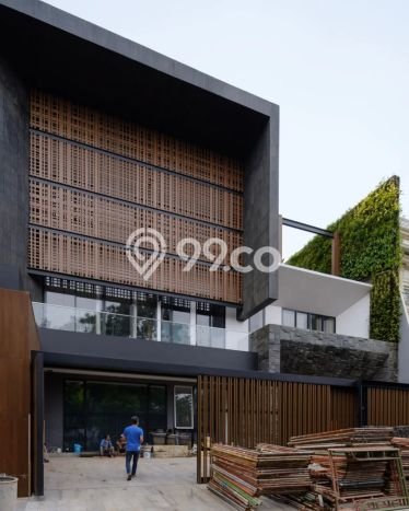 Rumah Elit Modern Tanpa Renovasi di Pantai Indah Kapuk Jakarta Utara Rumah Elit Modern Tanpa Renovasi di Pantai Indah Kapuk Jakarta Utara