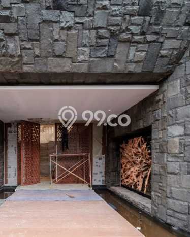 Rumah Elit Modern Tanpa Renovasi di Pantai Indah Kapuk Jakarta Utara Rumah Elit Modern Tanpa Renovasi di Pantai Indah Kapuk Jakarta Utara