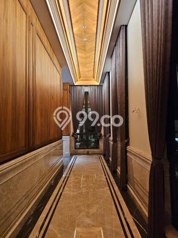 Jual Rumah Luas Elegan Dengan View Eksklusif di Pantai Mutiara, Jakarta Utara Jual Rumah Luas Elegan Dengan View Eksklusif di Pantai Mutiara, Jakarta Utara