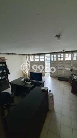 Rumah Elit LB 600m2 Siap Pakai Desain Elegan di Pantai Indah Kapuk, Jakarta Utara Rumah Elit LB 600m2 Siap Pakai Desain Elegan di Pantai Indah Kapuk, Jakarta Utara
