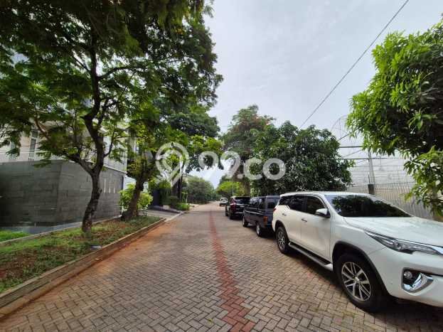 Ready to Use! Premium House LT 305m2 Desain Elegan di Pantai Indah Kapuk Ready to Use! Premium House LT 305m2 Desain Elegan di Pantai Indah Kapuk
