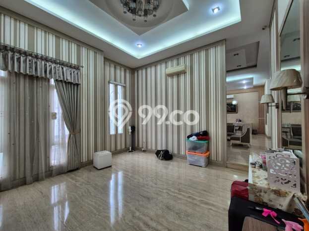 Ready to Use! Premium House LT 305m2 Desain Elegan di Pantai Indah Kapuk Ready to Use! Premium House LT 305m2 Desain Elegan di Pantai Indah Kapuk