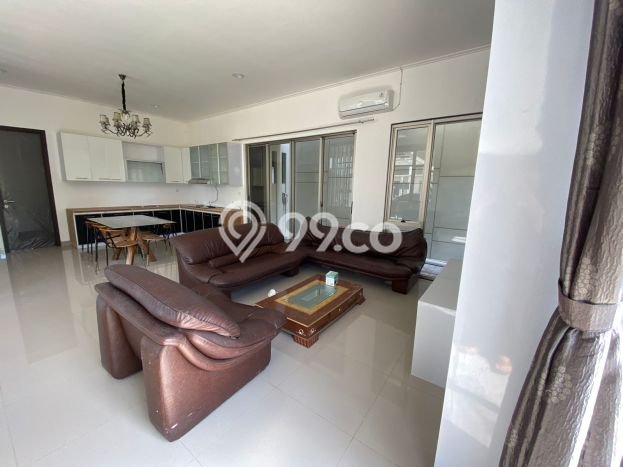 Jual Rumah Mewah Elegan Dengan View Eksklusif di Pantai Indah Kapuk, Jakarta Utara Jual Rumah Mewah Elegan Dengan View Eksklusif di Pantai Indah Kapuk, Jakarta Utara