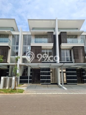 Hunian Mewah LB 261m2 Siap Pakai Desain Elegan di Pantai Indah Kapuk, Jakarta Utara Hunian Mewah LB 261m2 Siap Pakai Desain Elegan di Pantai Indah Kapuk, Jakarta Utara
