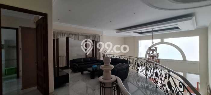 Rumah Mewah LB 840m2 Siap Huni Desain Elegan di Pluit, Jakarta Utara Rumah Mewah LB 840m2 Siap Huni Desain Elegan di Pluit, Jakarta Utara