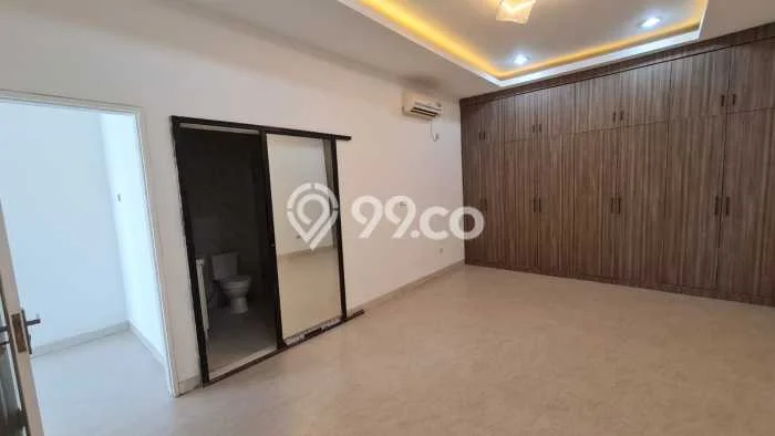 Hunian Mewah LB 300m2 Siap Huni Desain Elegan di Muara Karang, Jakarta Utara Hunian Mewah LB 300m2 Siap Huni Desain Elegan di Muara Karang, Jakarta Utara