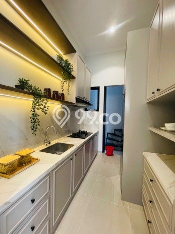 Jual Rumah Luas Elegan Dengan View Cantik di Gading Serpong, Tangerang Jual Rumah Luas Elegan Dengan View Cantik di Gading Serpong, Tangerang