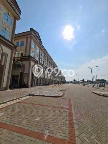 Ruko Strategis di Pantai Indah Kapuk, Luas 270m², Area Komersial, Tingkat Keramaian Tinggi Ruko Strategis di Pantai Indah Kapuk, Luas 270m², Area Komersial, Tingkat Keramaian Tinggi