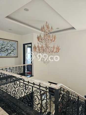 For Sale! Luxury House LT 480m2 Desain Elegan di Alam Sutera For Sale! Luxury House LT 480m2 Desain Elegan di Alam Sutera