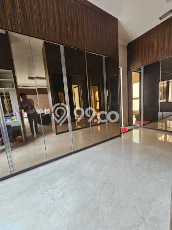 For Sale! Luxury House LT 480m2 Desain Elegan di Alam Sutera For Sale! Luxury House LT 480m2 Desain Elegan di Alam Sutera