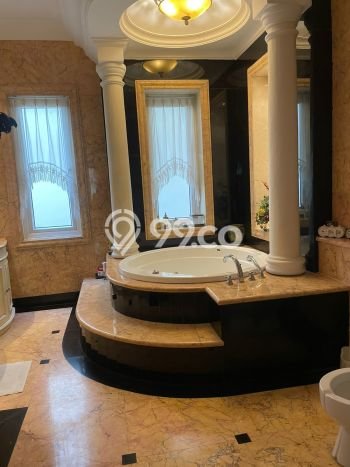 Dijual Rumah Luas Elegan Dengan View Cantik di Pantai Indah Kapuk, Jakarta Utara Dijual Rumah Luas Elegan Dengan View Cantik di Pantai Indah Kapuk, Jakarta Utara