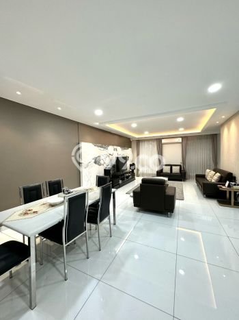 Rumah Mewah LB 325m2 Siap Pakai Desain Elegan di Pantai Indah Kapuk, Jakarta Utara Rumah Mewah LB 325m2 Siap Pakai Desain Elegan di Pantai Indah Kapuk, Jakarta Utara