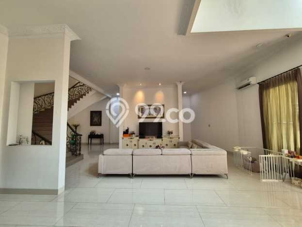 Jual Rumah Mewah Elegan Dengan View Eksklusif di Pantai Indah Kapuk, Jakarta Utara Jual Rumah Mewah Elegan Dengan View Eksklusif di Pantai Indah Kapuk, Jakarta Utara