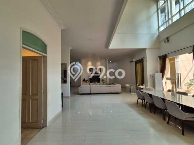 Jual Rumah Mewah Elegan Dengan View Eksklusif di Pantai Indah Kapuk, Jakarta Utara Jual Rumah Mewah Elegan Dengan View Eksklusif di Pantai Indah Kapuk, Jakarta Utara