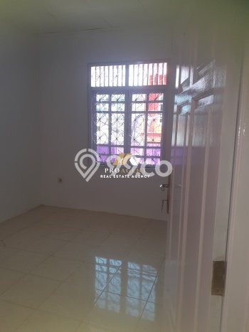 Dijual Rumah Huni 2 Lantai Murah Dekat Tol Tanah Baru di Jalan Raya Tanah Baru Btn, Bogor Dijual Rumah Huni 2 Lantai Murah Dekat Tol Tanah Baru di Jalan Raya Tanah Baru Btn, Bogor