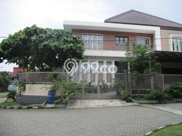 Hunian Elit LB 600m2 Siap Huni Desain Elegan di Katulampa, Bogor Hunian Elit LB 600m2 Siap Huni Desain Elegan di Katulampa, Bogor