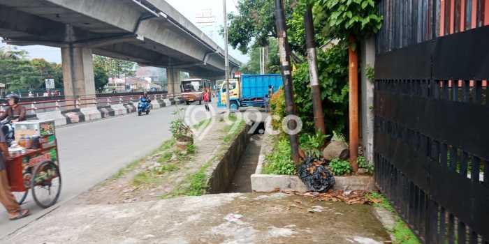 KAWASAN BISNIS! Gudang di , Luas 376m2m², Lokasi Strategis KAWASAN BISNIS! Gudang di , Luas 376m2m², Lokasi Strategis