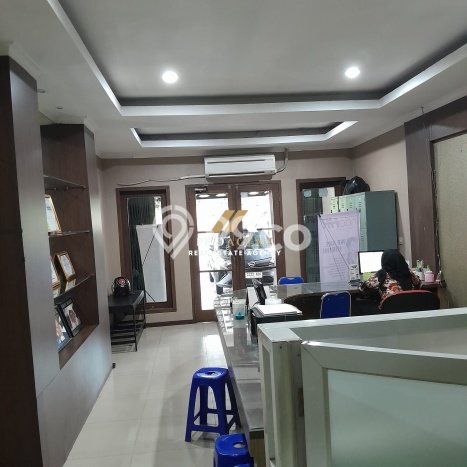 Area Ramai! Ruko Dijual di Pasar Minggu untuk Bisnis Luas Bangunan 300m2 Area Ramai! Ruko Dijual di Pasar Minggu untuk Bisnis Luas Bangunan 300m2