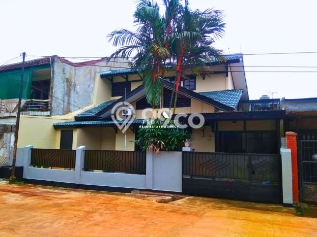 Dijual Rumah Premium dengan Fasilitas Sekitar Komplit di Cinere, Depok Dijual Rumah Premium dengan Fasilitas Sekitar Komplit di Cinere, Depok