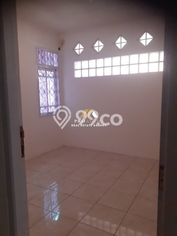 Dijual Rumah Huni 2 Lantai Murah Dekat Tol Tanah Baru di Jalan Raya Tanah Baru Btn, Bogor Dijual Rumah Huni 2 Lantai Murah Dekat Tol Tanah Baru di Jalan Raya Tanah Baru Btn, Bogor