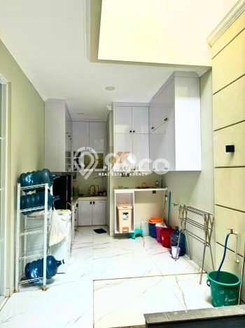 For Sale Rumah Elit Exclusive di Ciracas, Jakarta Timur For Sale Rumah Elit Exclusive di Ciracas, Jakarta Timur