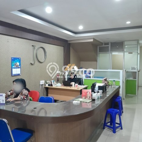 Area Ramai! Ruko Dijual di Pasar Minggu untuk Bisnis Luas Bangunan 300m2 Area Ramai! Ruko Dijual di Pasar Minggu untuk Bisnis Luas Bangunan 300m2