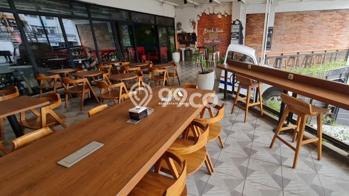 KAWASAN BISNIS! Komersial Kawasan , Luas 600m2m², Jalan Utama KAWASAN BISNIS! Komersial Kawasan , Luas 600m2m², Jalan Utama