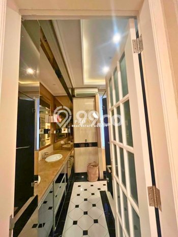 For Sale! Premium House LT 607m2 Desain Elegan di Pondok Indah For Sale! Premium House LT 607m2 Desain Elegan di Pondok Indah
