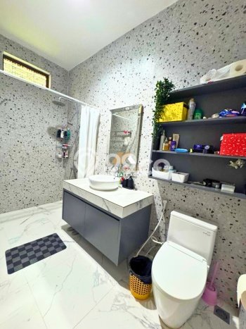 Siap Huni Hunian Elit 6 Kamar di BSD Dekat ke Mana Pun Siap Huni Hunian Elit 6 Kamar di BSD Dekat ke Mana Pun