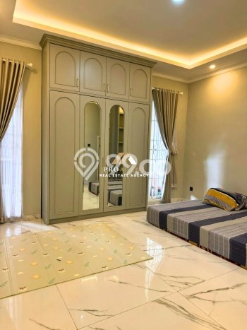 For Sale Rumah Elit Exclusive di Ciracas, Jakarta Timur For Sale Rumah Elit Exclusive di Ciracas, Jakarta Timur