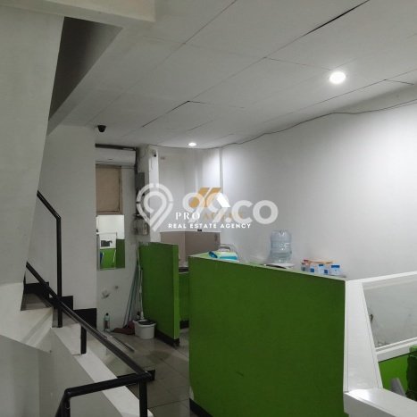 Area Ramai! Ruko Dijual di Pasar Minggu untuk Bisnis Luas Bangunan 300m2 Area Ramai! Ruko Dijual di Pasar Minggu untuk Bisnis Luas Bangunan 300m2