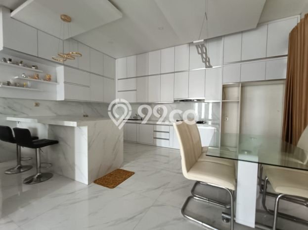 Dijual Rumah Luas Elegan Dengan View Eksklusif di Singgasana, Bandung Dijual Rumah Luas Elegan Dengan View Eksklusif di Singgasana, Bandung