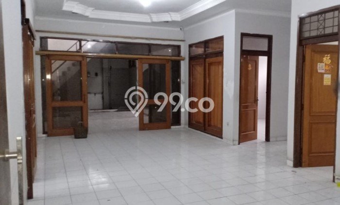 Cocok Untuk Investasi! Dijual Kost di Bojongloa 10 Kamar Cocok Untuk Investasi! Dijual Kost di Bojongloa 10 Kamar