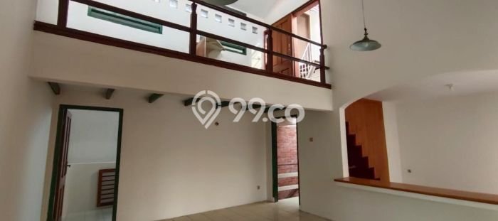 Ruko Bagus Dijual LB 200m2 Lokasi Strategis Bandung Area Cocok untuk Berbisnis Ruko Bagus Dijual LB 200m2 Lokasi Strategis Bandung Area Cocok untuk Berbisnis